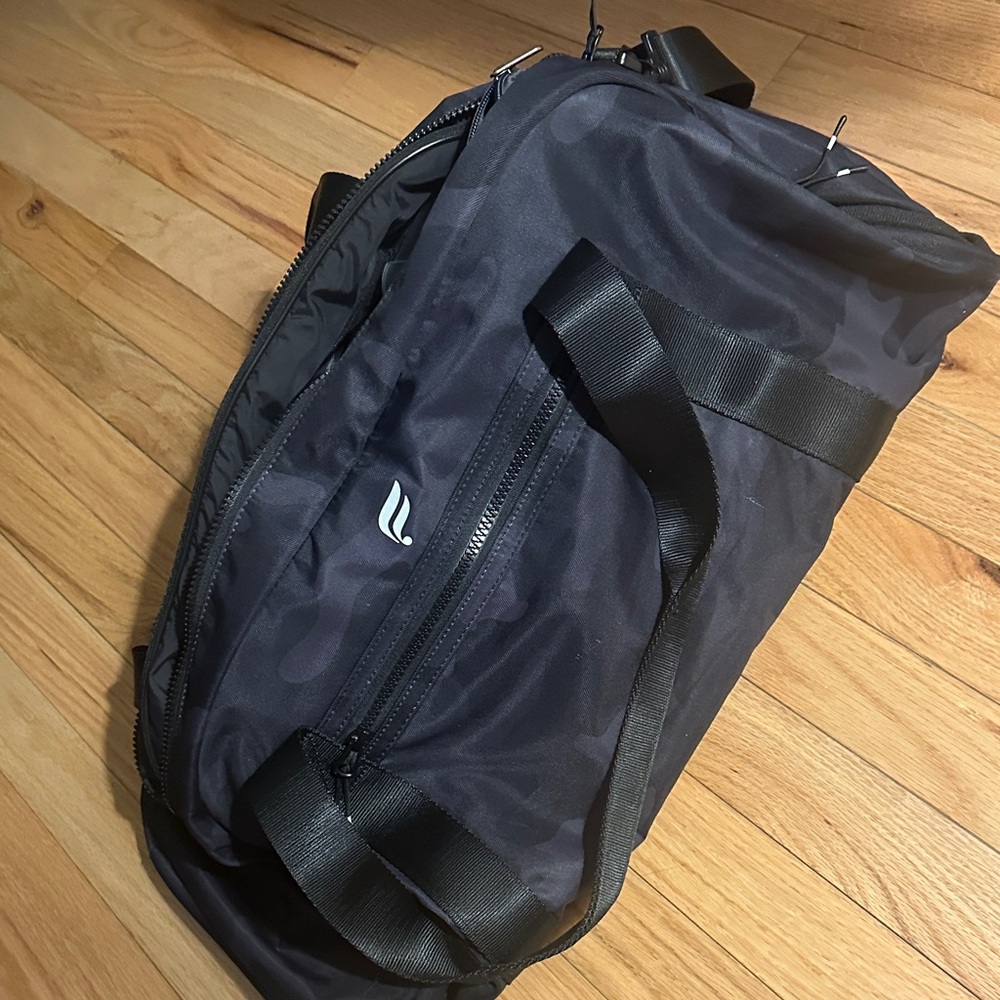 Fabletics duffle bag